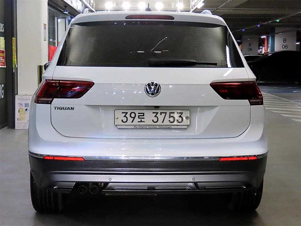 Volkswagen Tiguan 2.0 TDI Premium 6