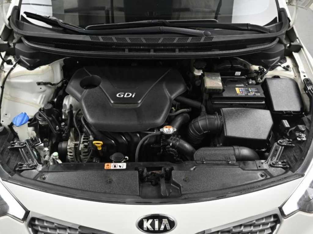 Kia K3 1.6 GDI Noblesse 7