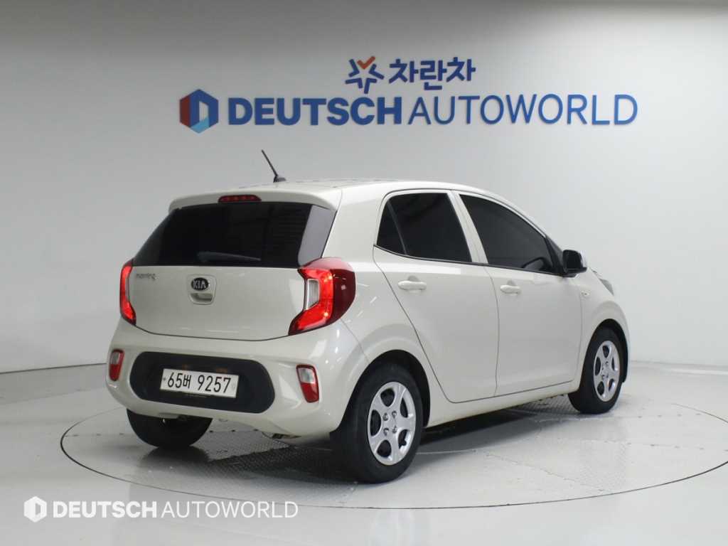 Kia Morning Deluxe 3