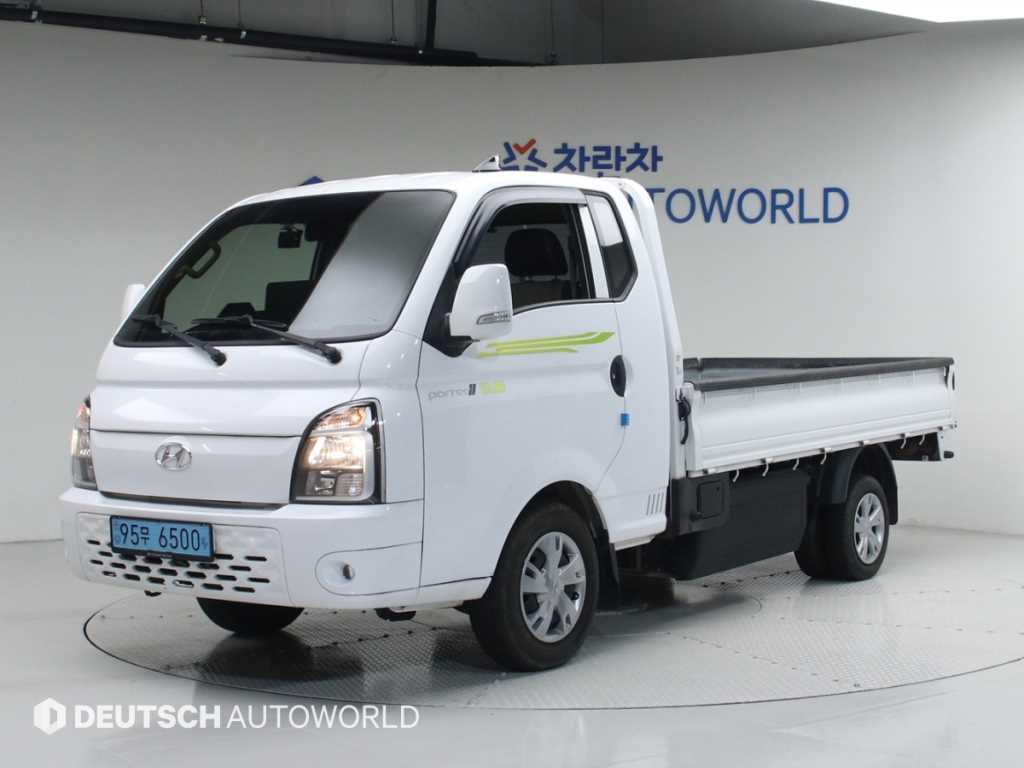 Hyundai Porter 1.0 Ton/ Super Cab/ Long Wheelbase/ Smart Special 2