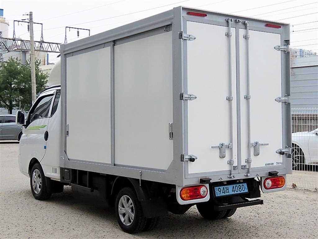 Hyundai Porter 1.0 Ton/ Super Cab/ Long Wheelbase 4