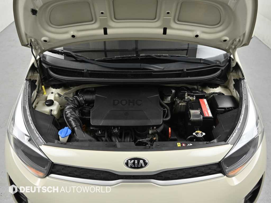 Kia Morning Deluxe 7