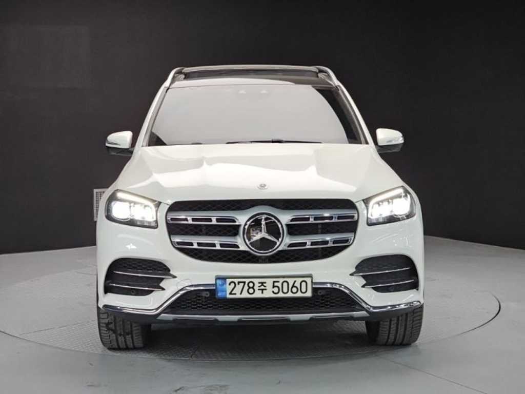 Mercedes-Benz E-Class E300 4MATIC Exclusive 2