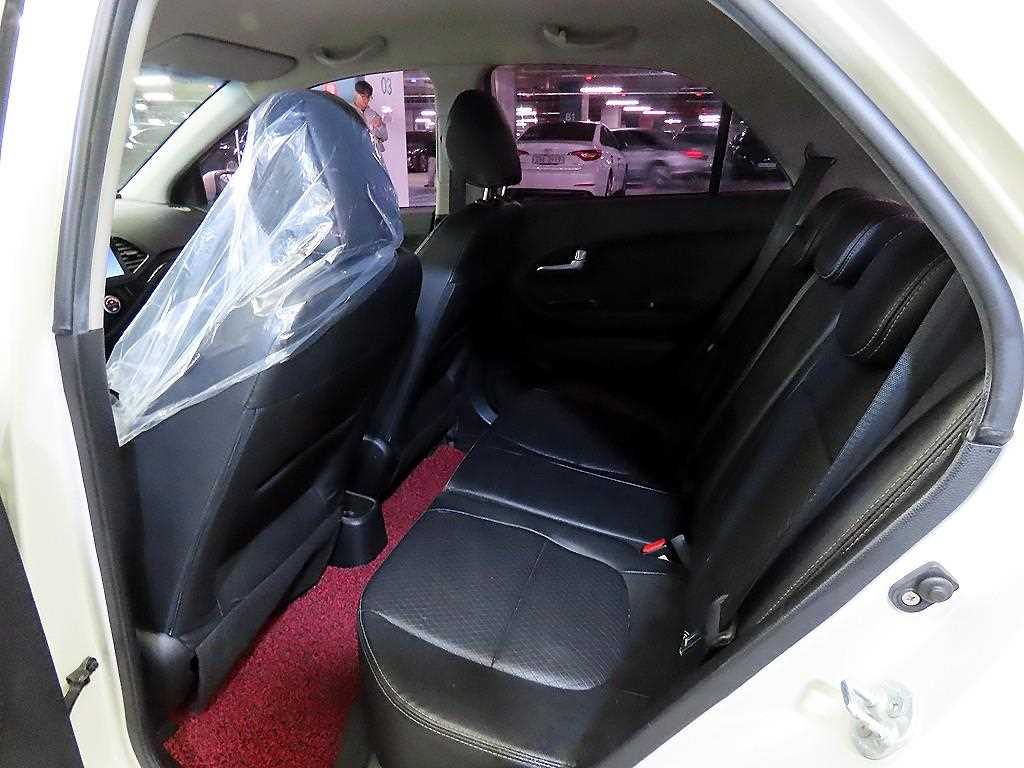 Kia Morning Luxury 8