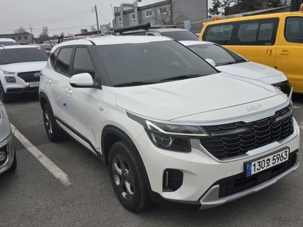 Kia Seltos Gasoline 2.0 2WD Trendy — фото 3