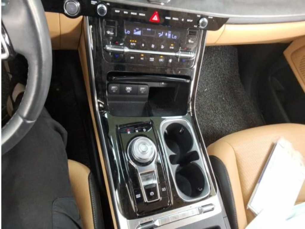 Kia Carnival Diesel Noblesse 9