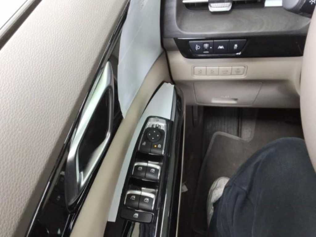 Kia Carnival Diesel Noblesse 5