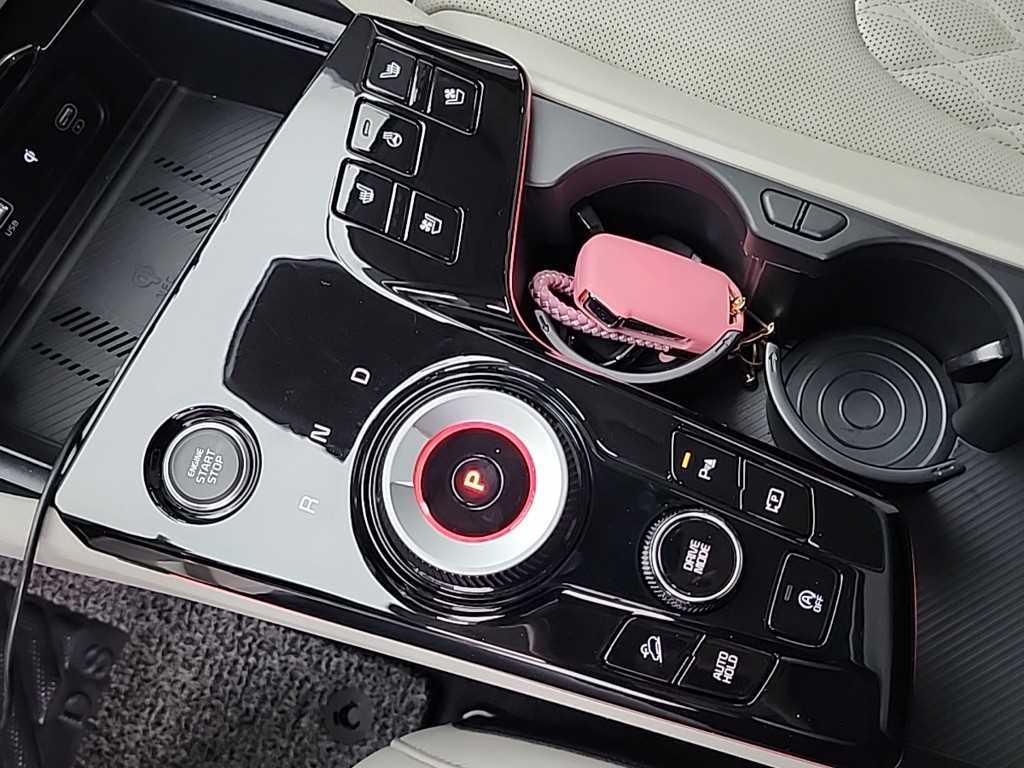 Kia Sportage 1.6 Gasoline 2WD Signature 9