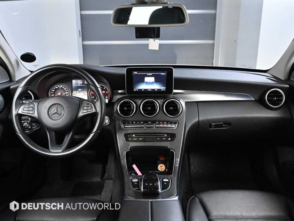 Mercedes-Benz C-Class C200 d 8