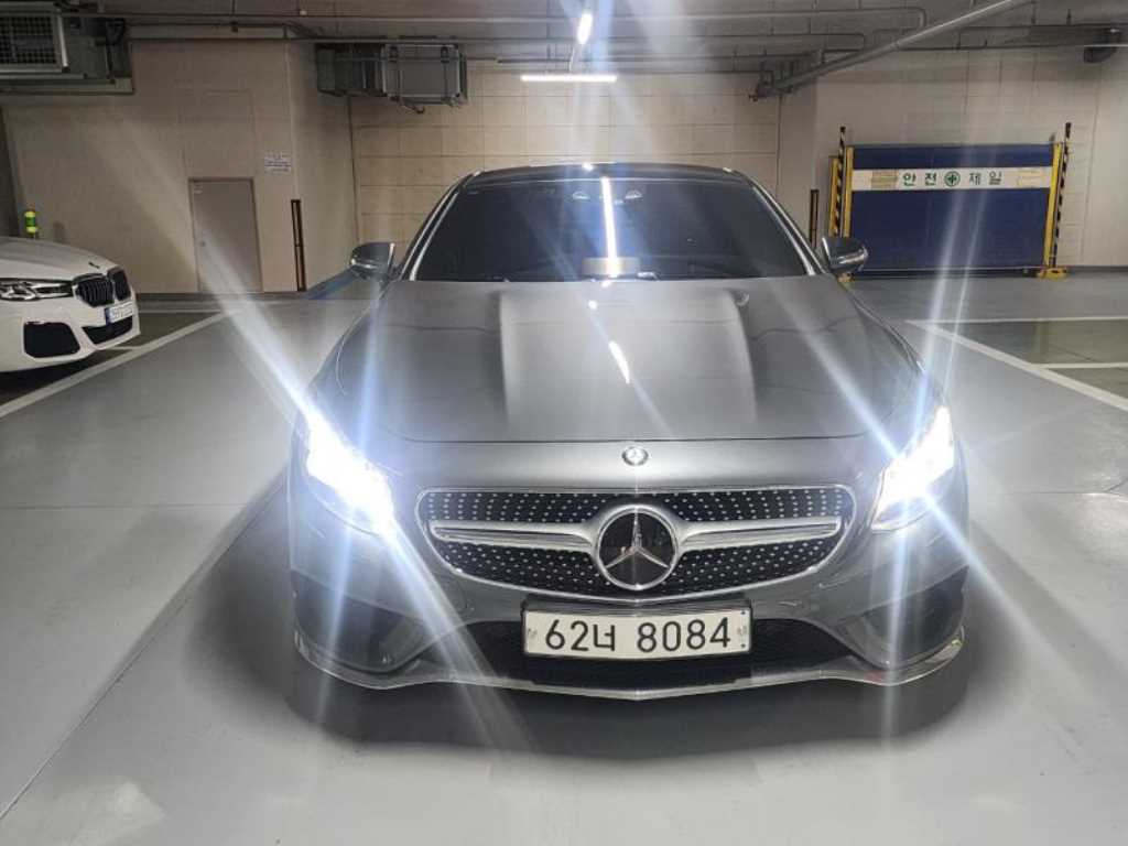 Mercedes-Benz S-Class S400 4MATIC Coupe 2