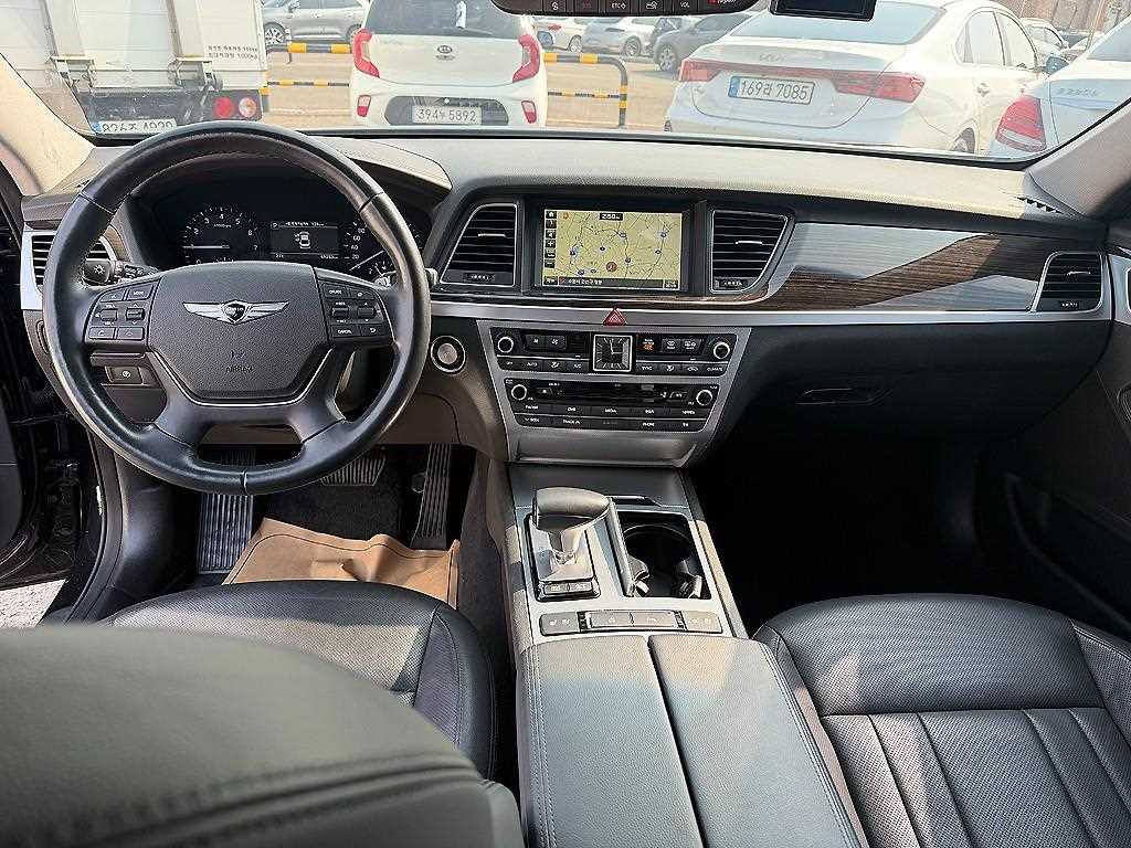 Genesis G80 3.3 GDI AWD Luxury 6