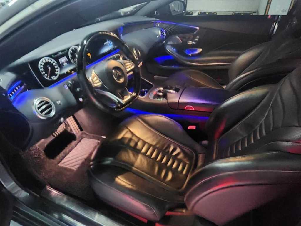 Mercedes-Benz S-Class S400 4MATIC Coupe 7