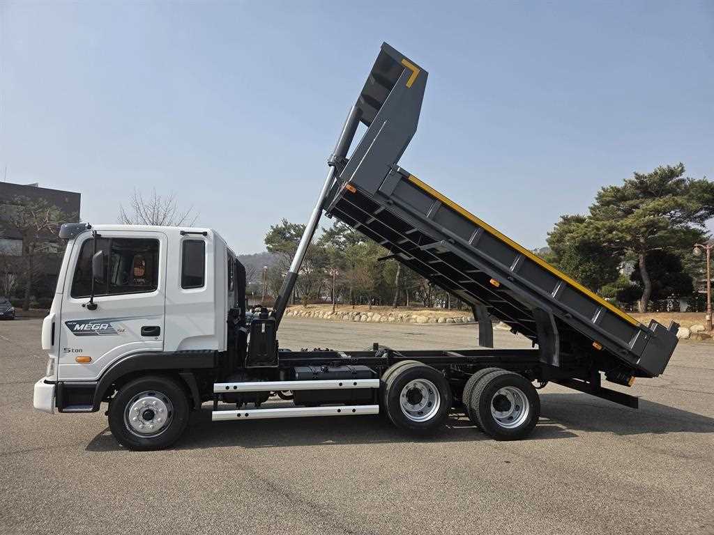 현대 메가트럭 화물덤프 5톤 - 중고 트럭 매물 이미지