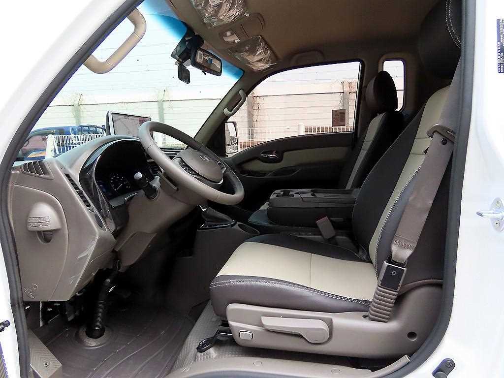 Hyundai Porter 1.0 Ton/ Super Cab/ Long Wheelbase 8