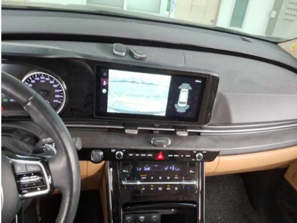 Kia Carnival Diesel Noblesse 8