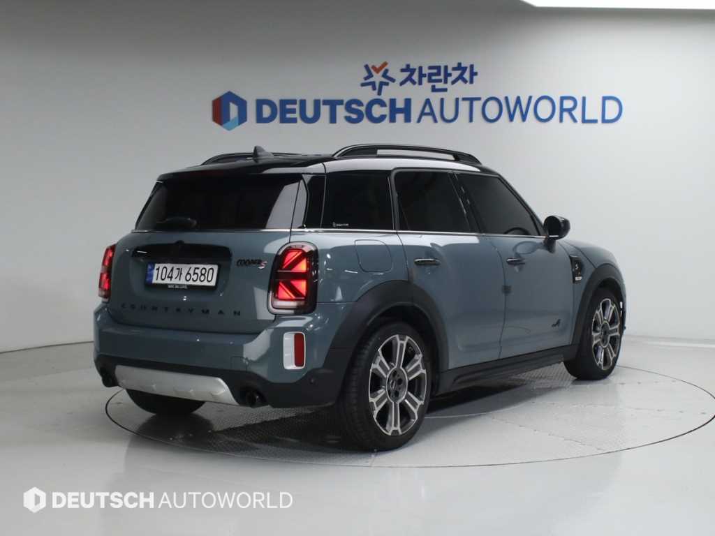 MINI 컨트리맨 2.0 S ALL4 클래식 런치팩 사진 2/20