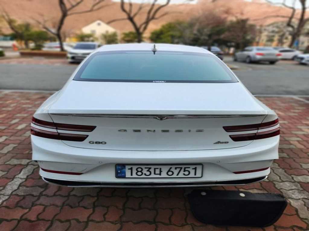Genesis G80 2.5 Gasoline Turbo AWD 3