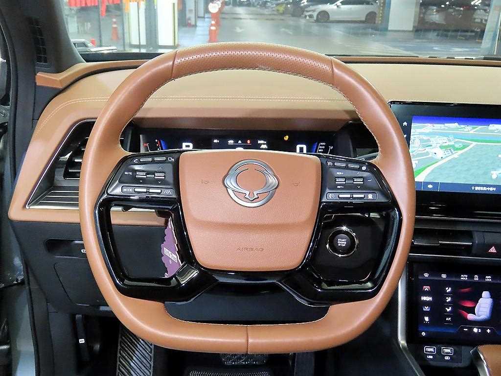 KG Mobility (Ssangyong) Torres 1.5 GDI-T 4WD T7 9