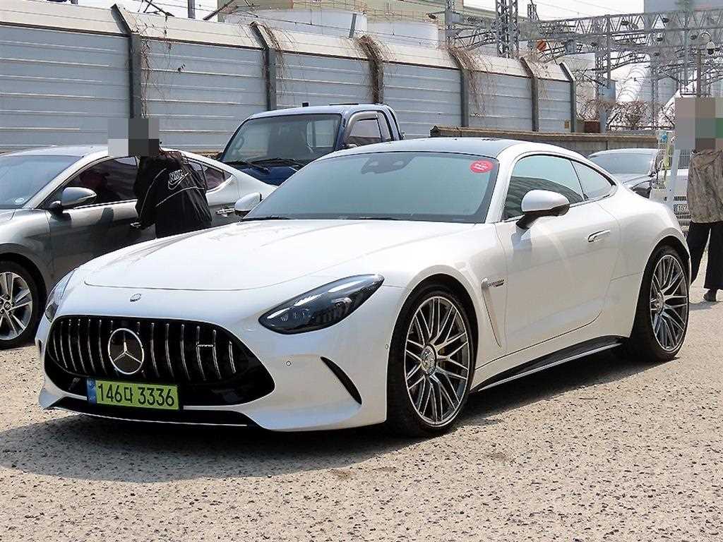 벤츠 AMG GT 55 4MATIC+ 쿠페 사진 2/20