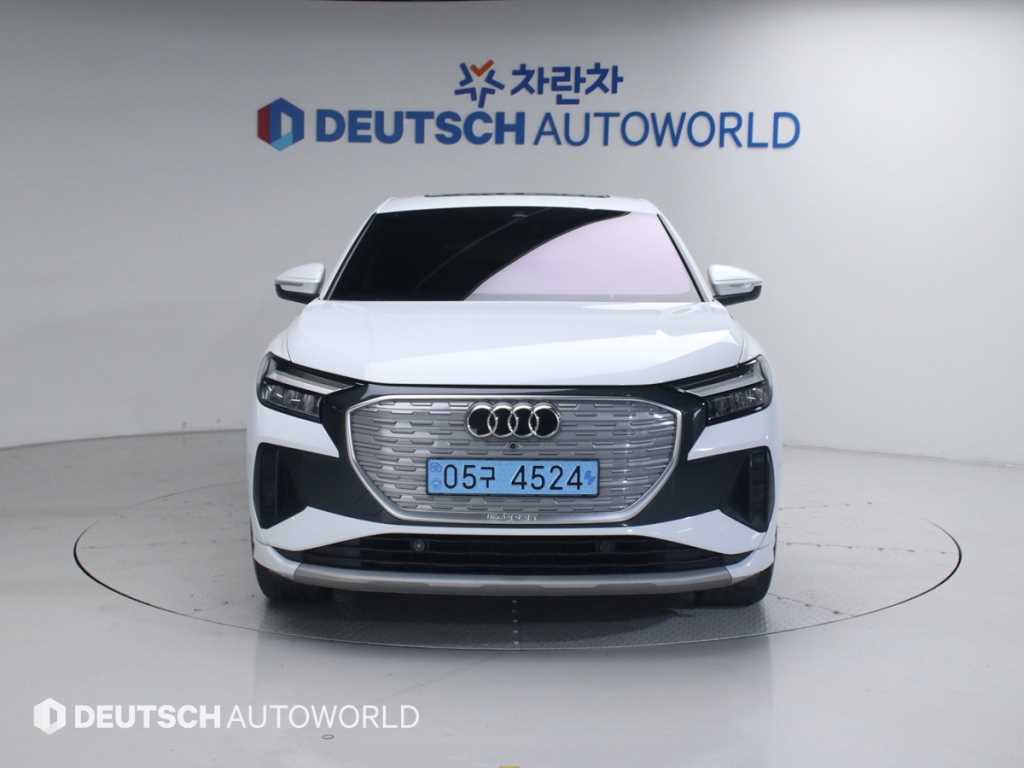 Audi Q4 e-tron 40 Sportback 4