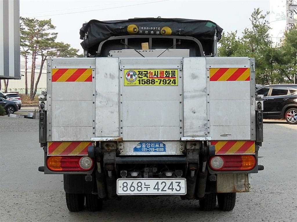 Hyundai Porter Super Cab/ Long Wheelbase Premium 5