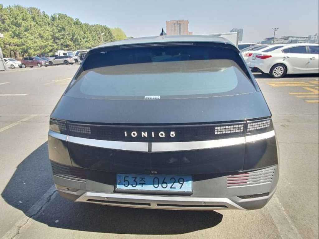 Hyundai IONIQ Long Range Exclusive 5