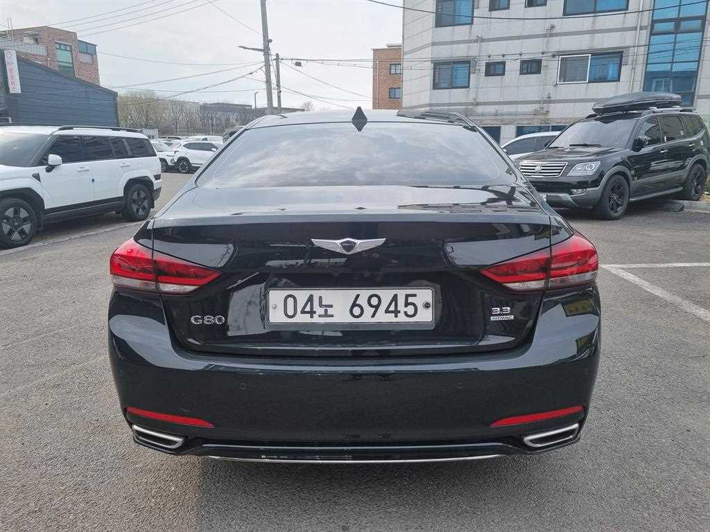 Genesis G80 3.3 GDI AWD Premium Luxury 5