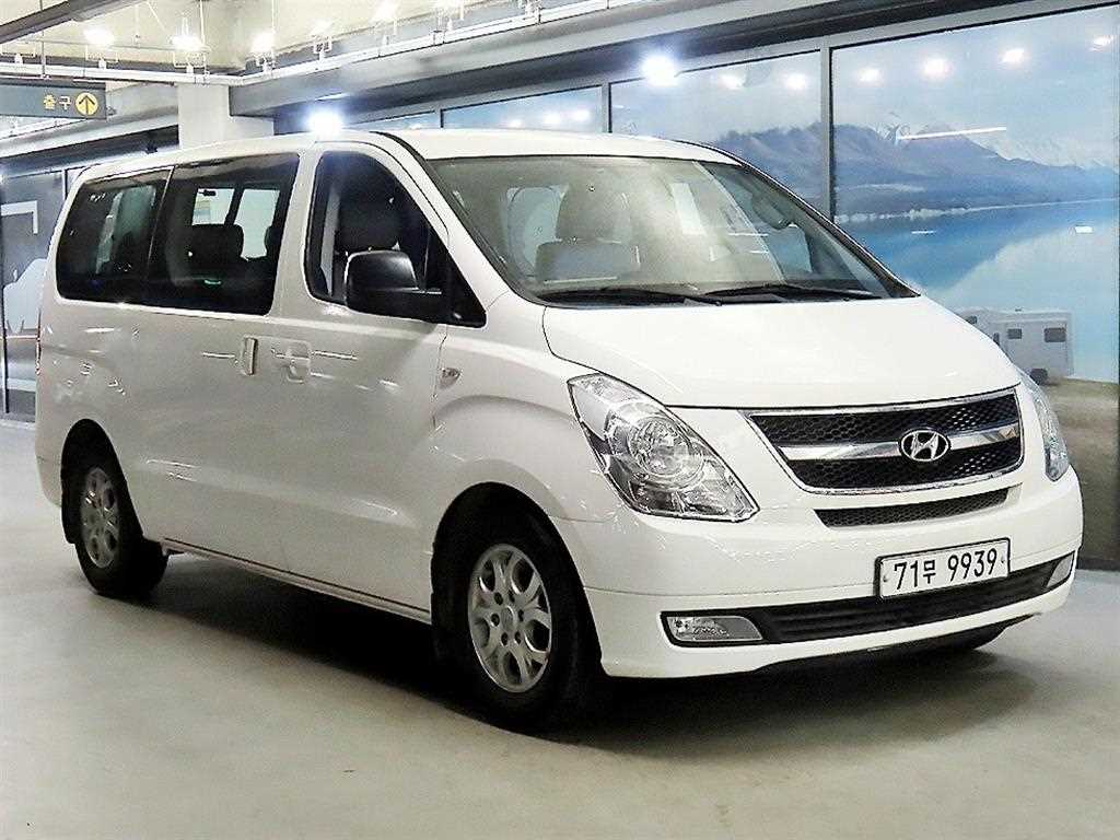 Hyundai Starex Wagon Smart