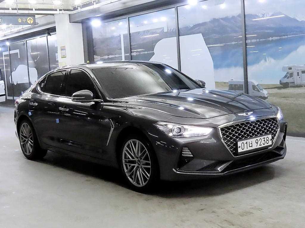 Genesis G70 2.0T Elite