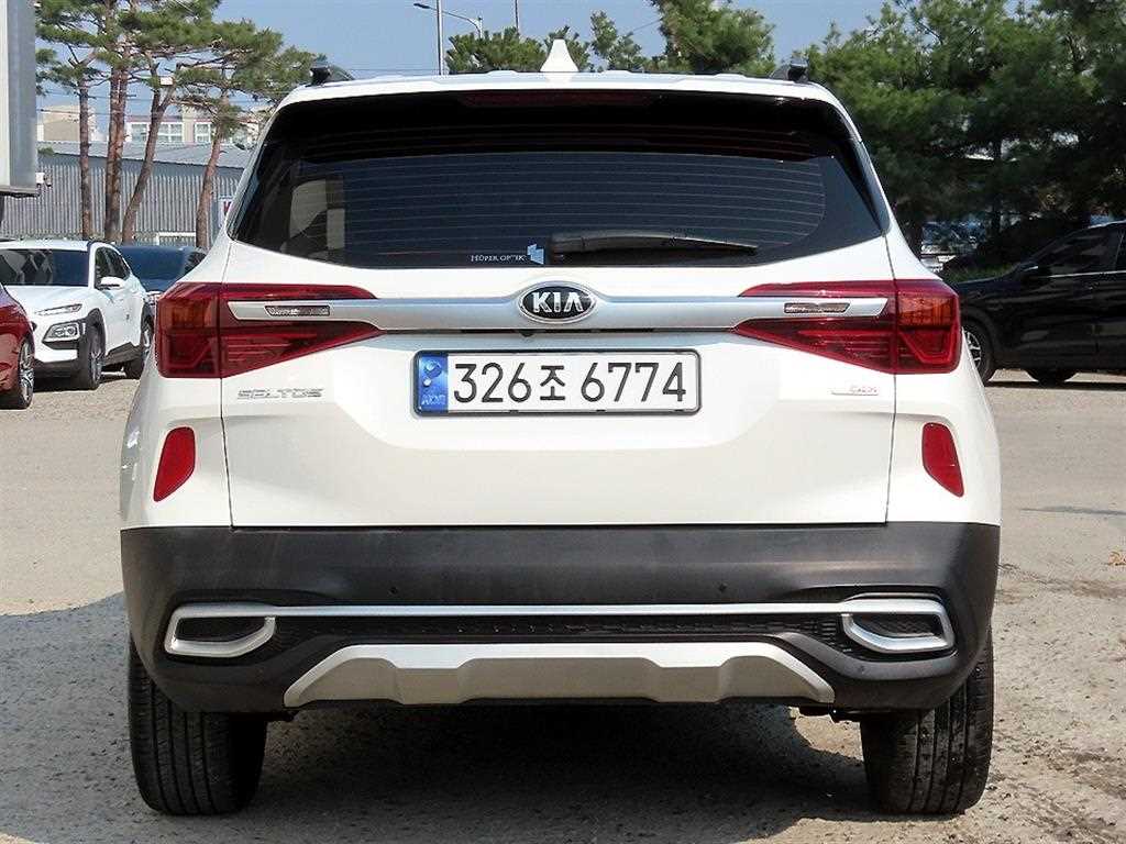 Kia Seltos Gasoline 1.6 Turbo 2WD Signature 5