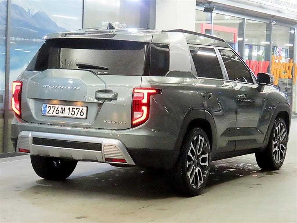 KG Mobility (Ssangyong) Torres 1.5 GDI-T 4WD T7 5