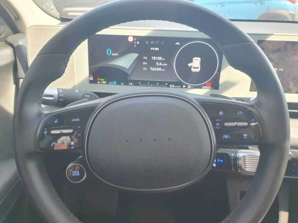 Hyundai IONIQ Long Range Exclusive 10