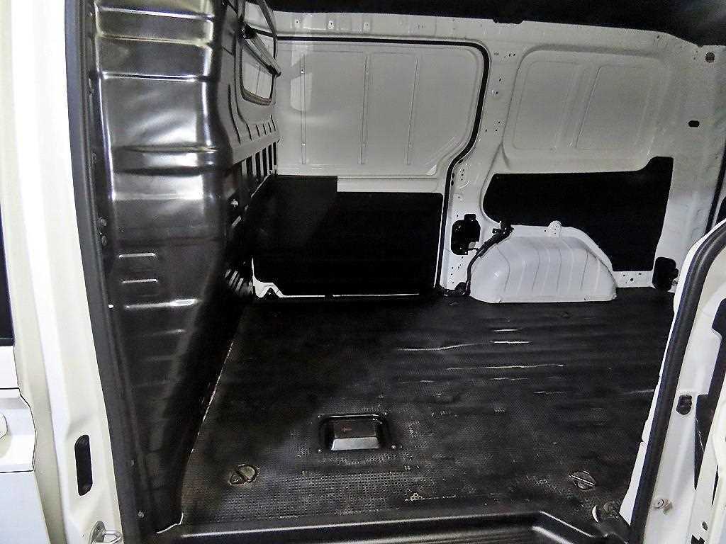 Hyundai Staria 2WD Diesel Cargo Modern 8