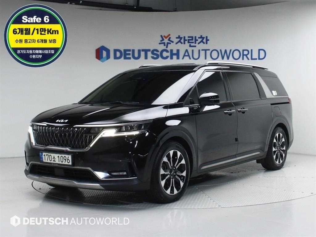 Kia Carnival Gasoline Signature 2