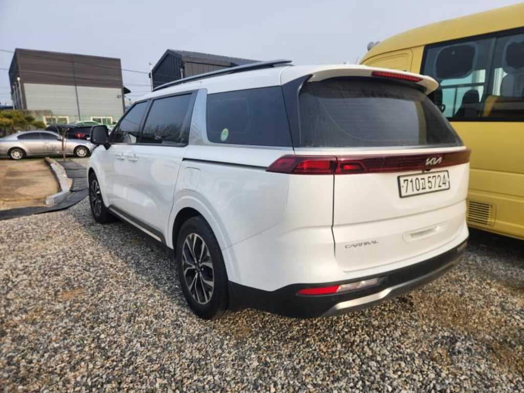 Kia Carnival Diesel Noblesse 4