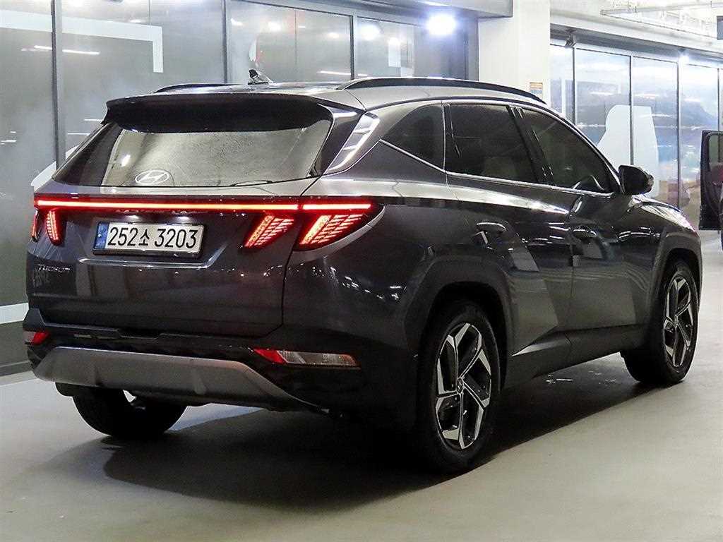 Hyundai Tucson Gasoline 1.6 Turbo 2WD Inspiration — фото 4