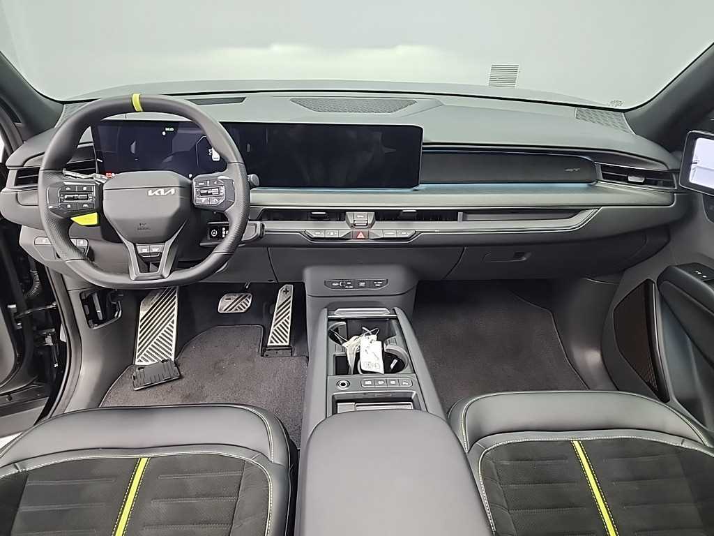 Kia EV9 GT 4WD 8