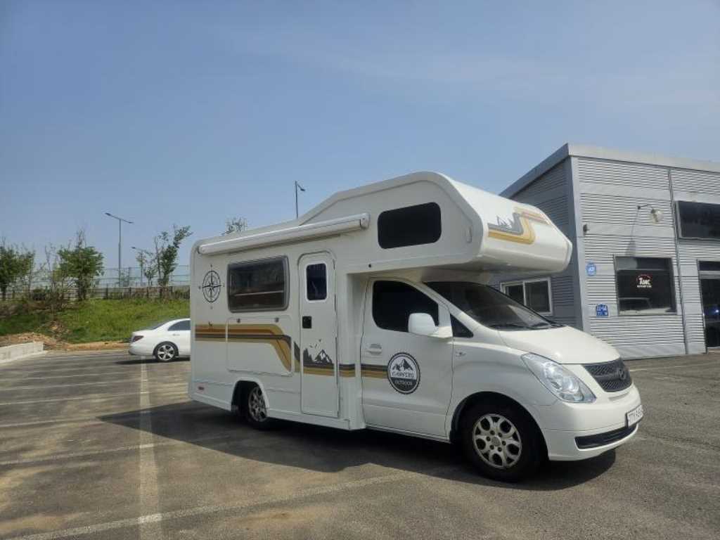 Hyundai Starex Camping Car 5
