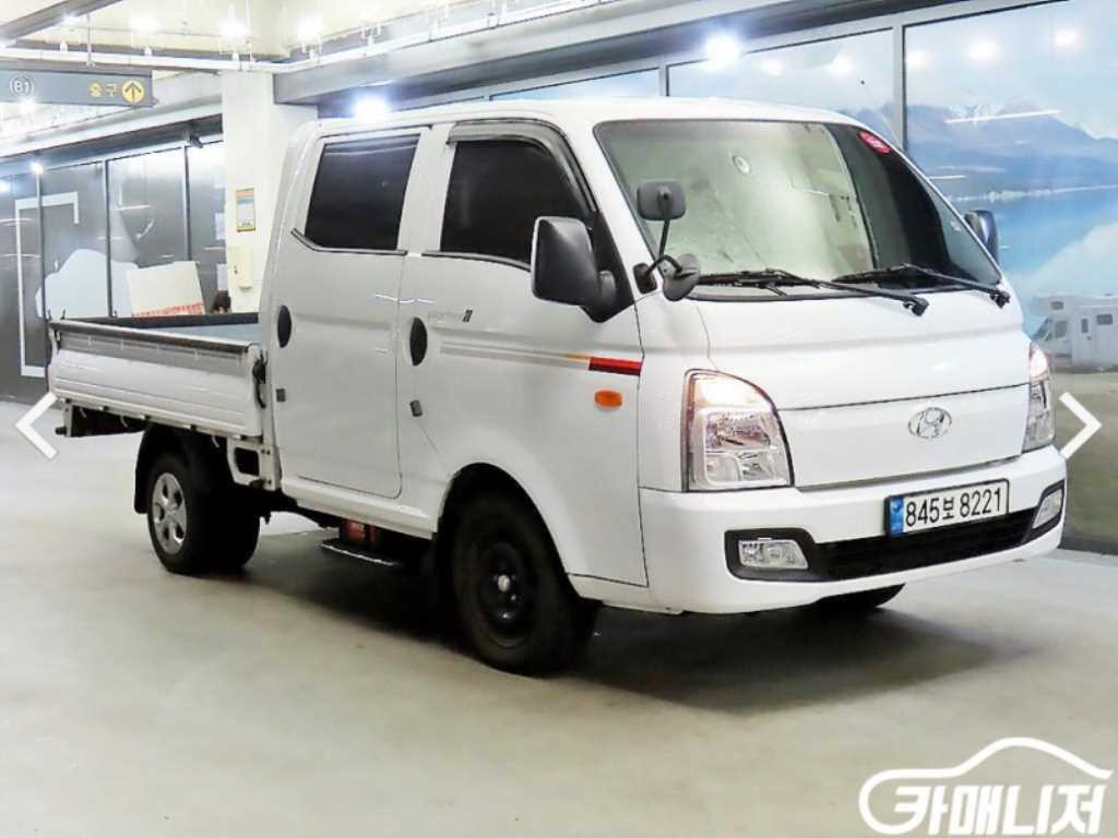 Hyundai Porter 1.0 Ton/ Double Cab/ Long Wheelbase/ CRDi