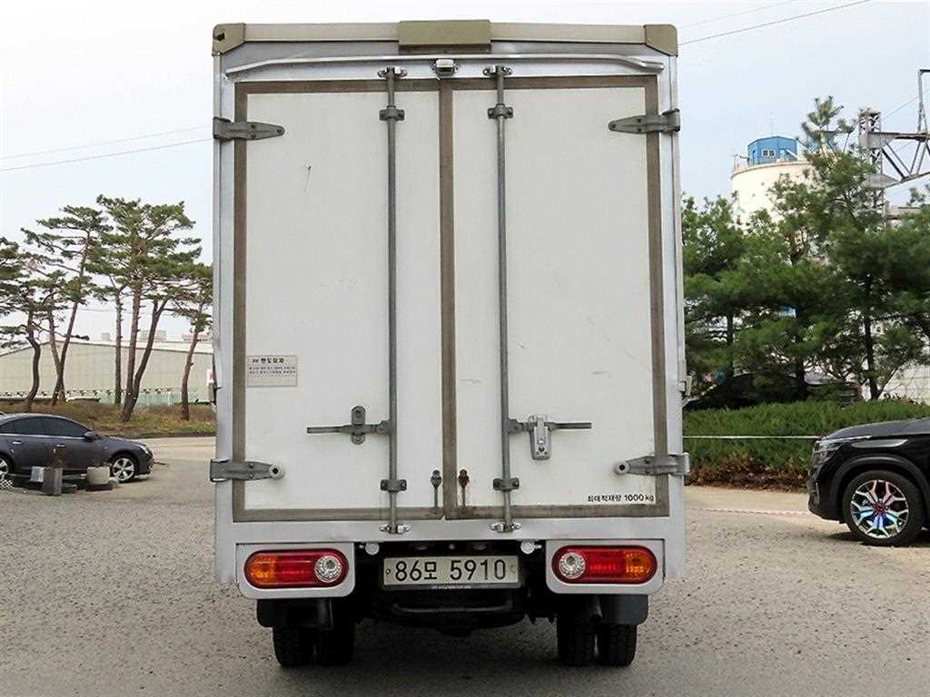 Hyundai Porter Super Cab/ Long Wheelbase/ CRDi Super 5