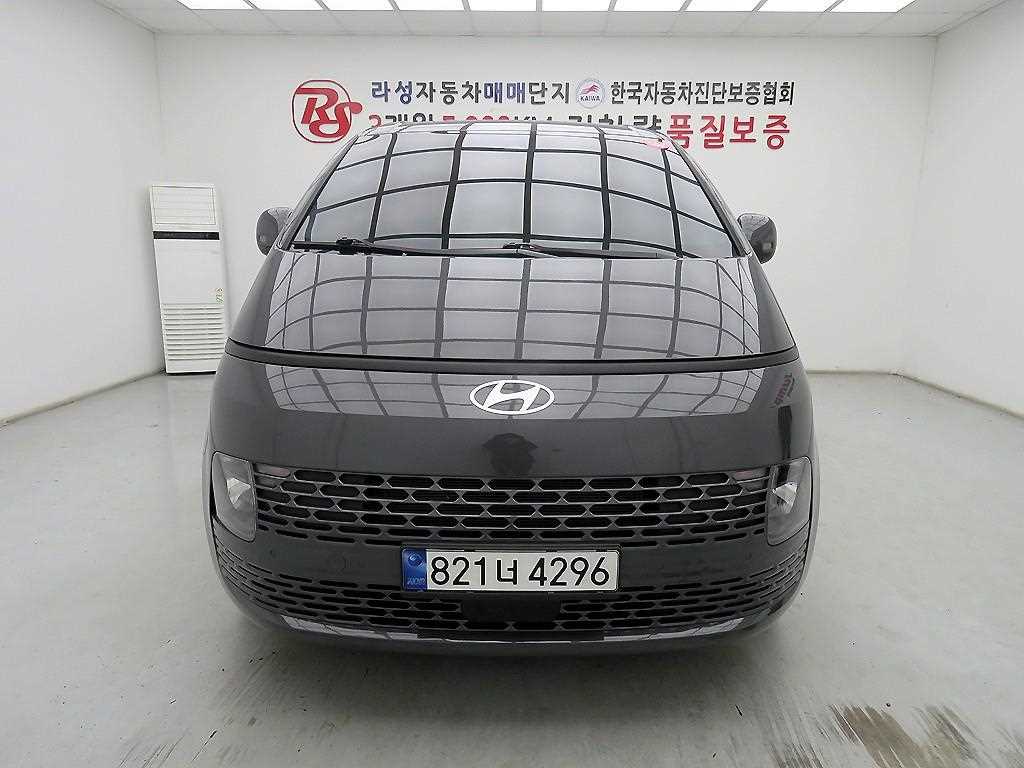 Hyundai Staria LPG Cargo Modern 3