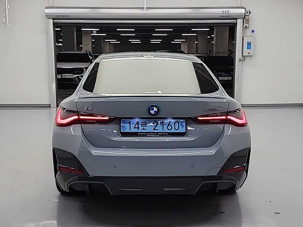 BMW i4 eDrive 40 M Sport Pro 4