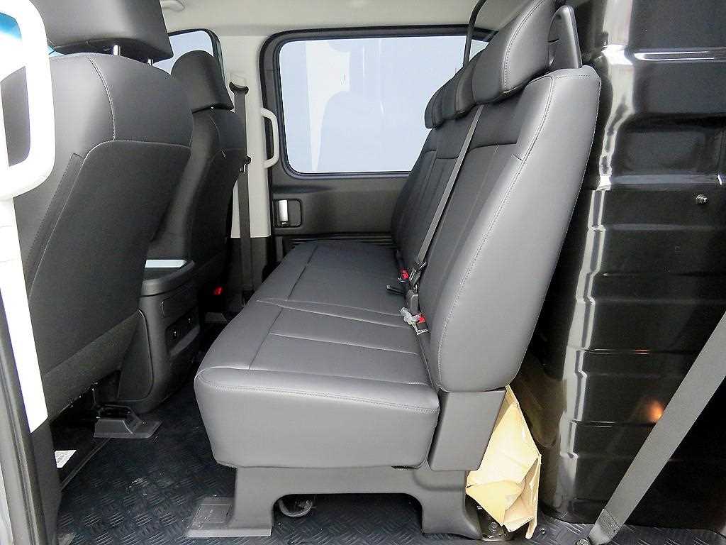 Hyundai Staria LPG Cargo Modern 9