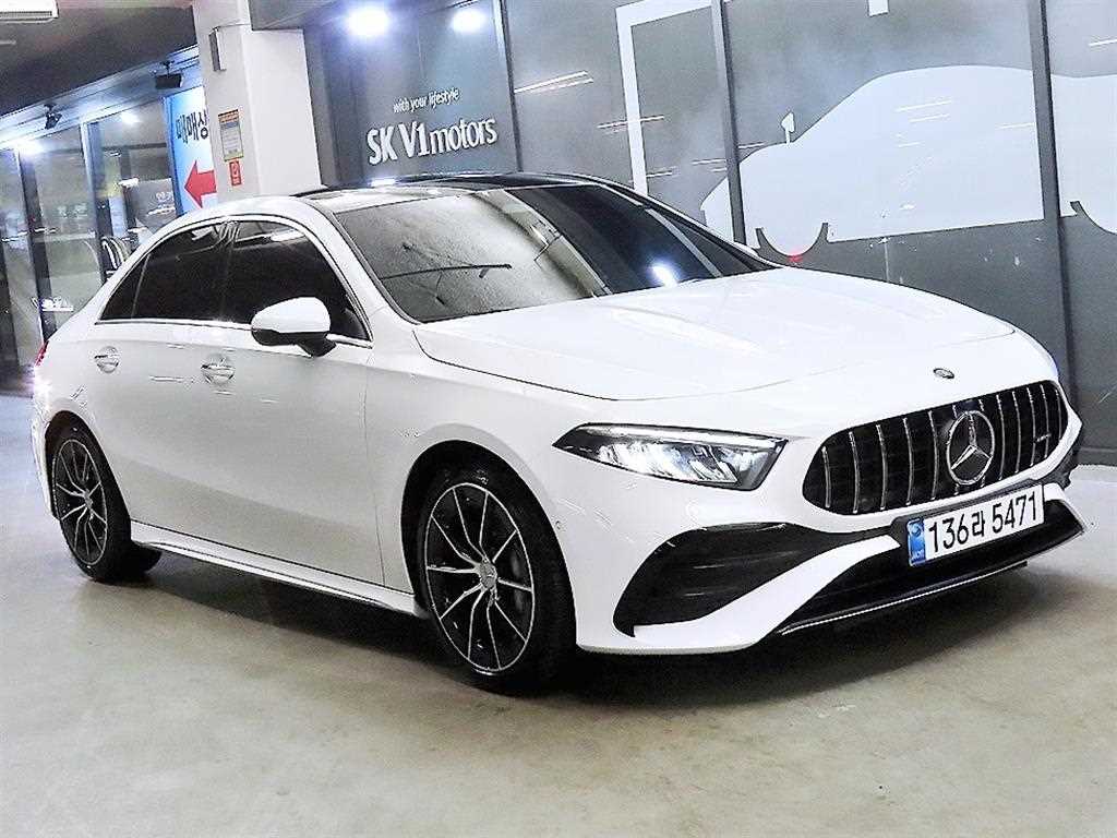 Mercedes-Benz A-Class AMG A35 4MATIC Sedan 2