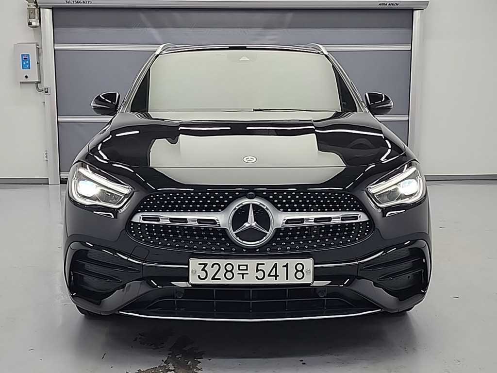 Mercedes-Benz GLA-Class GLA250 4MATIC