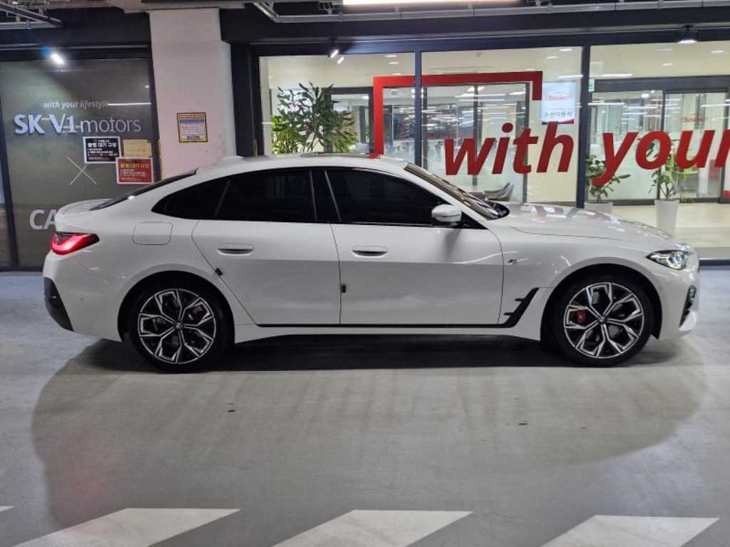 BMW 4 Series 420i Gran Coupe First Edition 4