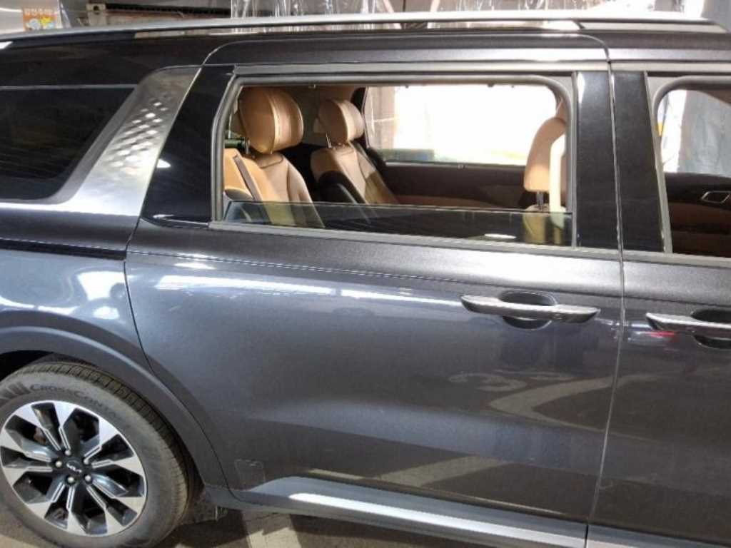 Kia Carnival Diesel Noblesse 10