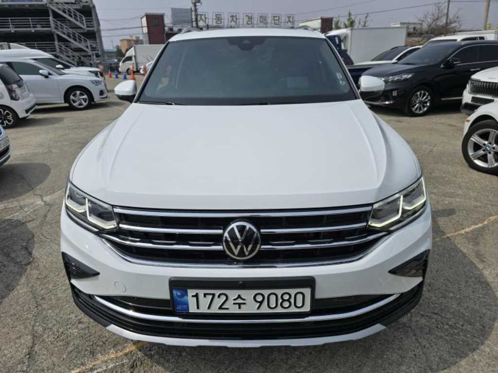 Volkswagen Tiguan 2.0 TDI Prestige 4 Motion 2