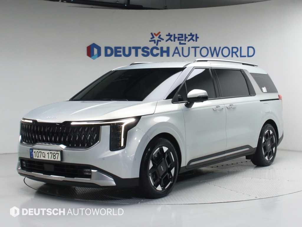 Kia Carnival Diesel Signature 2