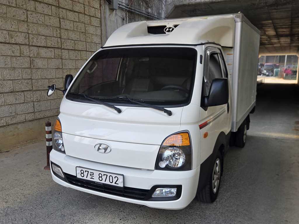 현대 포터2 1톤 냉동탑 - 중고 트럭 매물 이미지